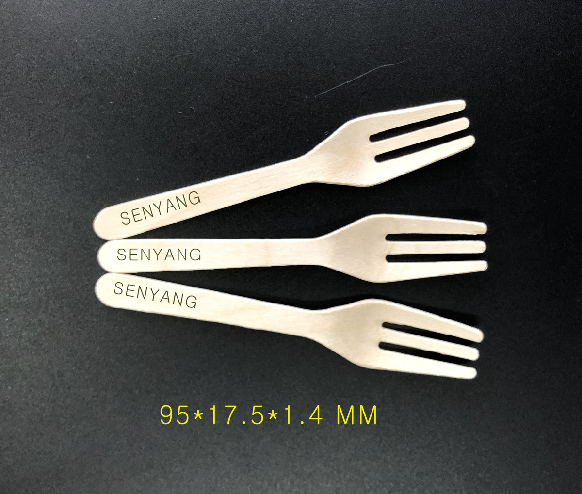 Birch wood disposable fork with special design: 95 mm fork with extra long teeth from Tianjin Senyangwood Co., Limited